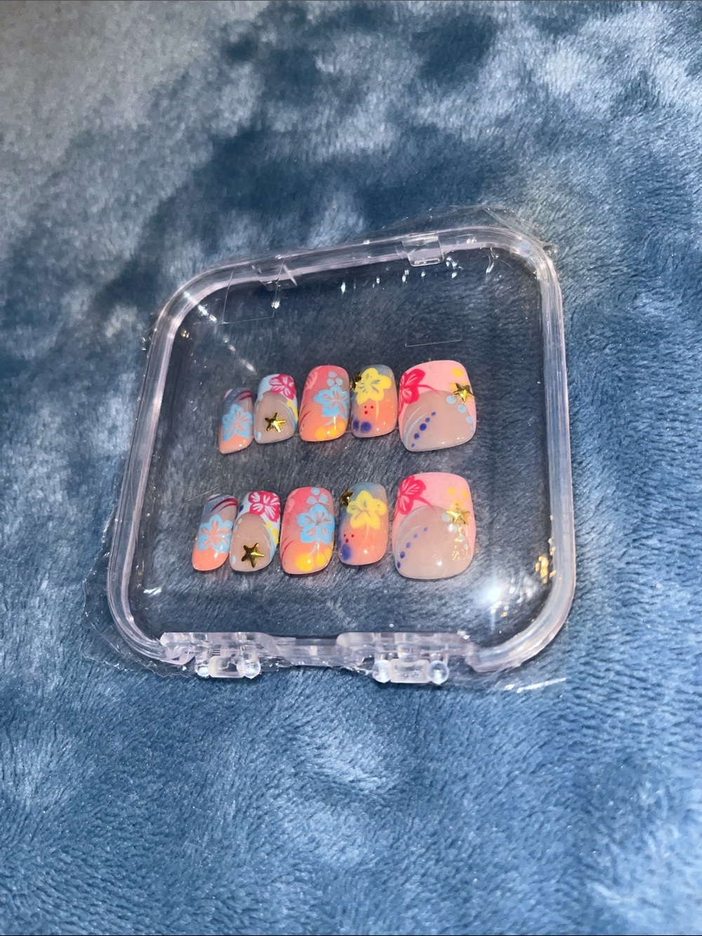 Handmade Press-On Nail Set in Pink and Orange Gradient with Floral Accents